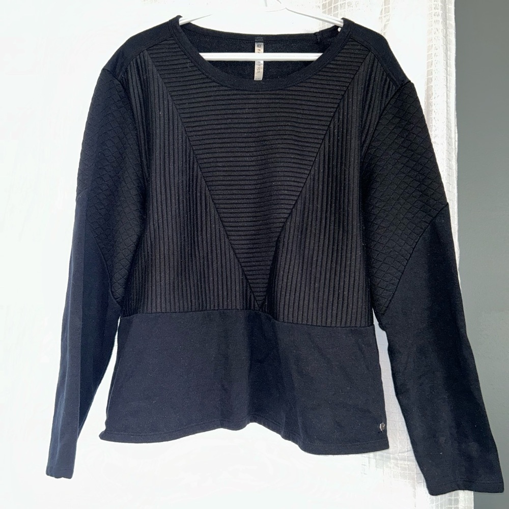 Fabletics Sweater